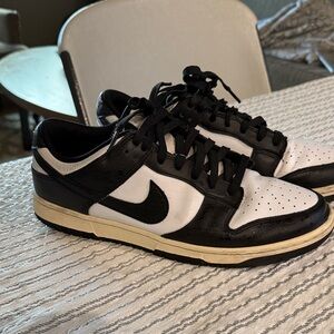 Nike Men's panda Black and White Low-Top Sneakers size 11